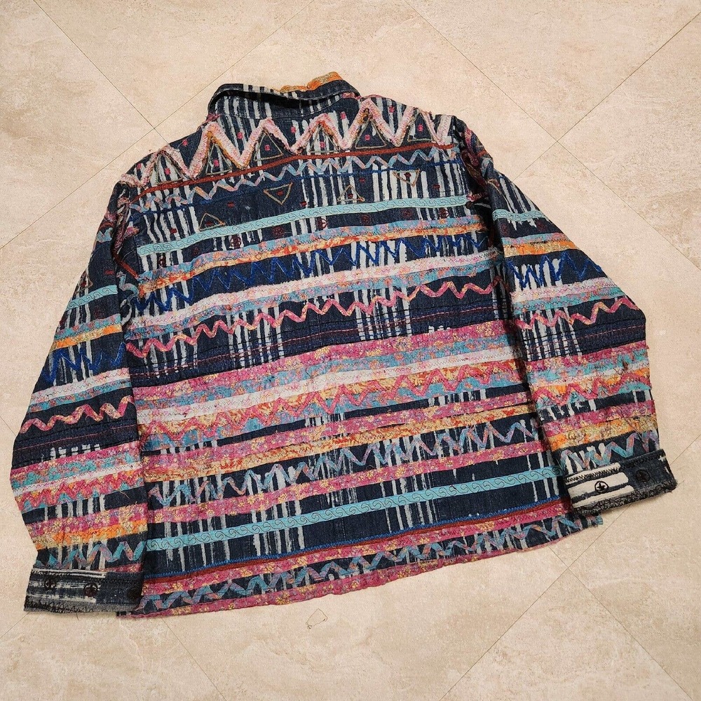 Chico's Womens Size 2 Embroidered Western Colorful‎ Art Soft Denim Button Jacket - Picture 10 of 10